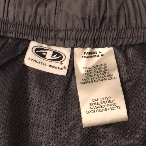 Athletic Works men’s grey pants - Picture 3 of 5